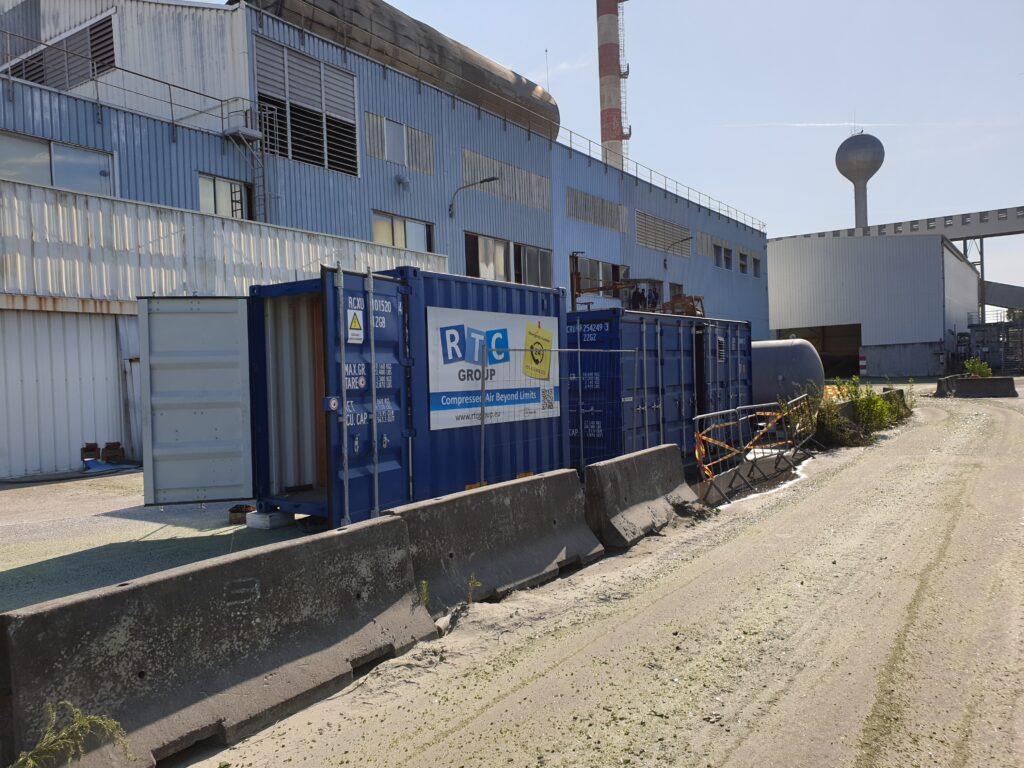 Oil free centrifugal air compressor